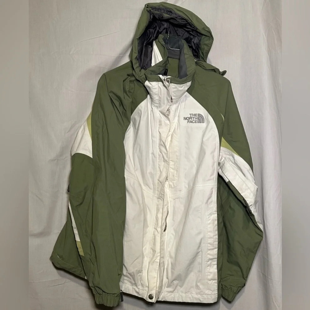 women's two tone green, gray, & white The North Face windbreaker size large